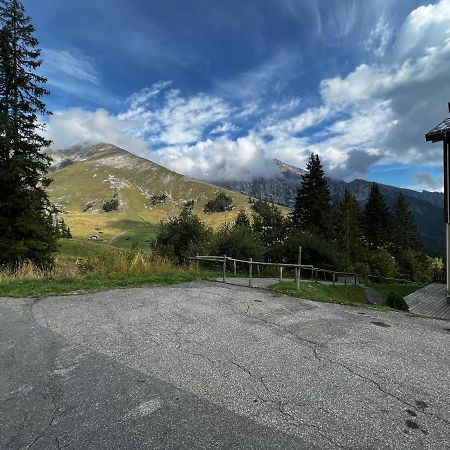 Appartement La Clusaz Avec Terrasse Sur Les Pistes De Ski Manigod Eksteriør billede